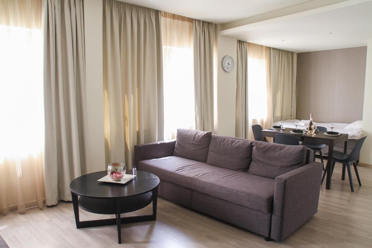 Pallados Suites Athen Exterior foto